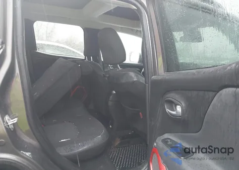 2017 Jeep Renegade Trailhawk 4X4 z USA, uszkodzony, nr VIN ZACCJBCB0HPE50577